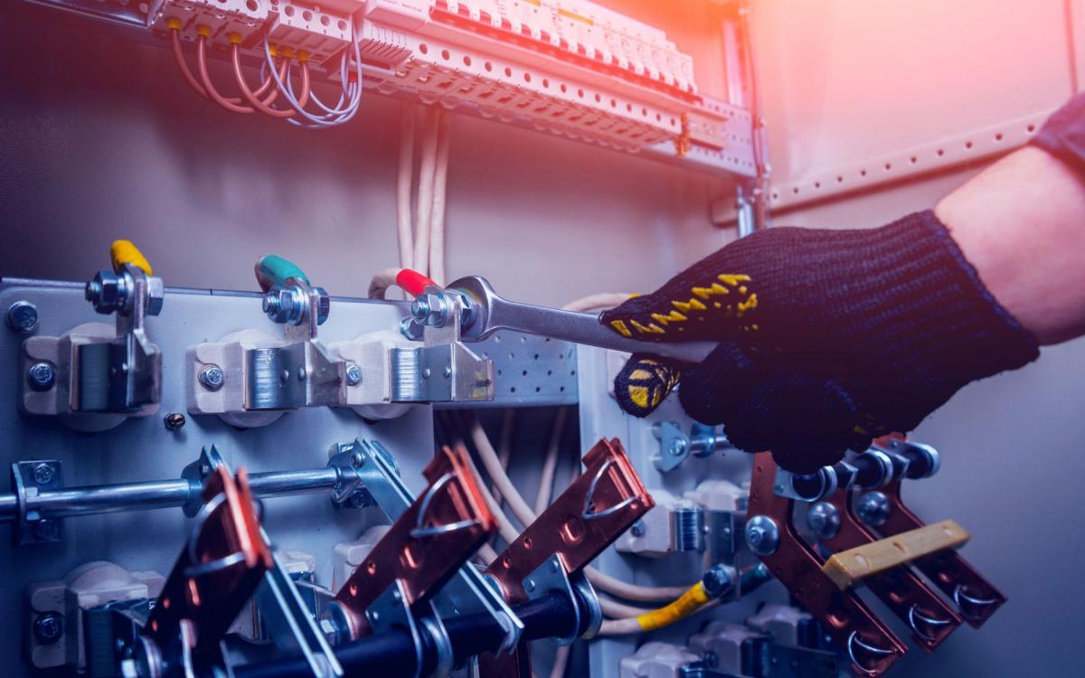 Royal Electrical Services Inc.