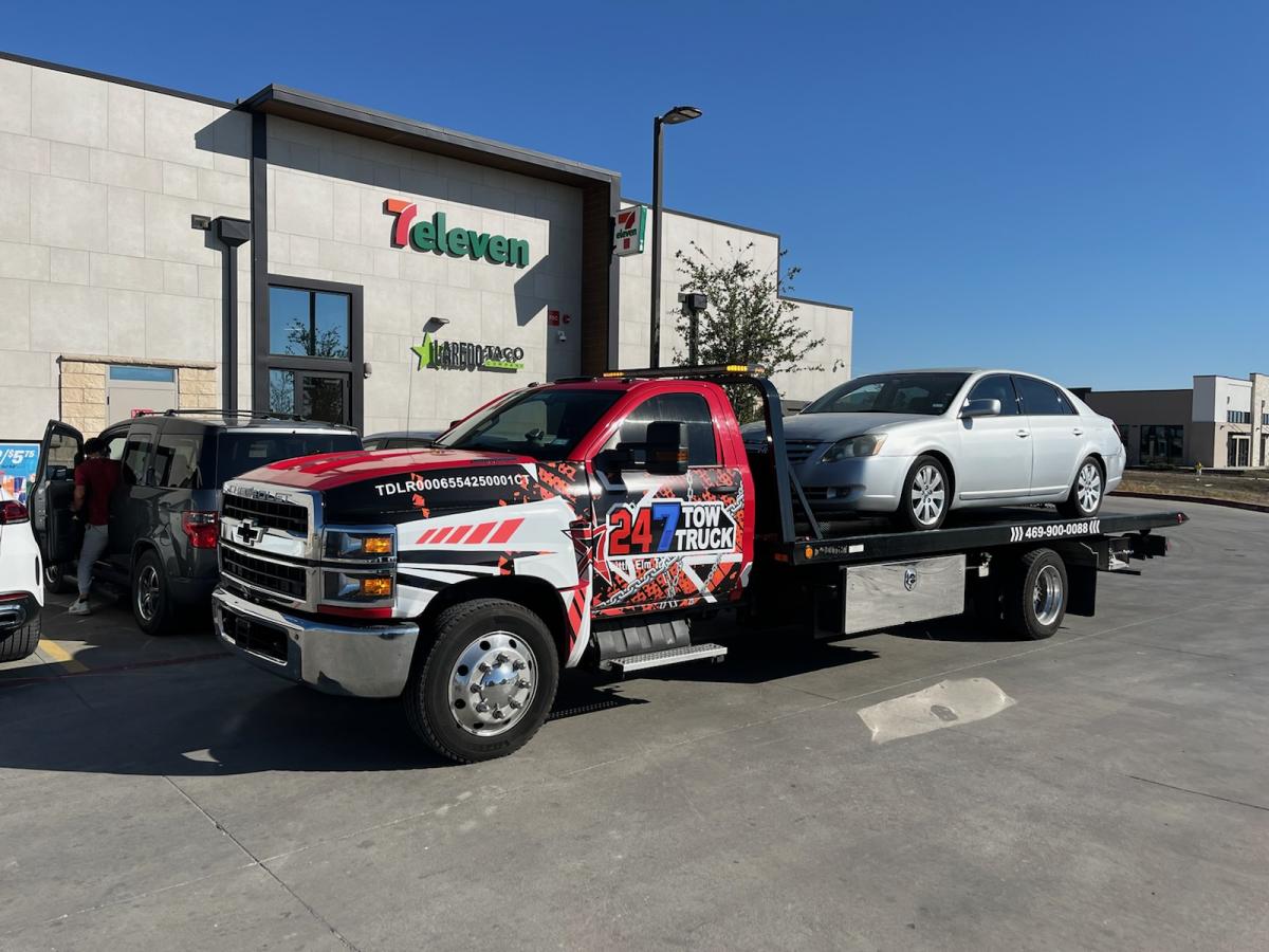 Towing & Roadside Service | RoadAngel