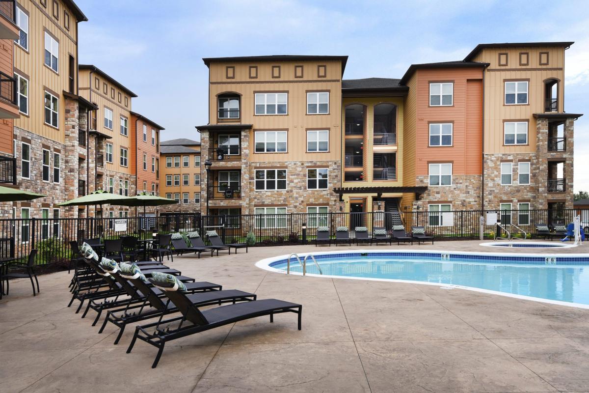 Watermark at Jordan Creek Luxury Apartment Homes