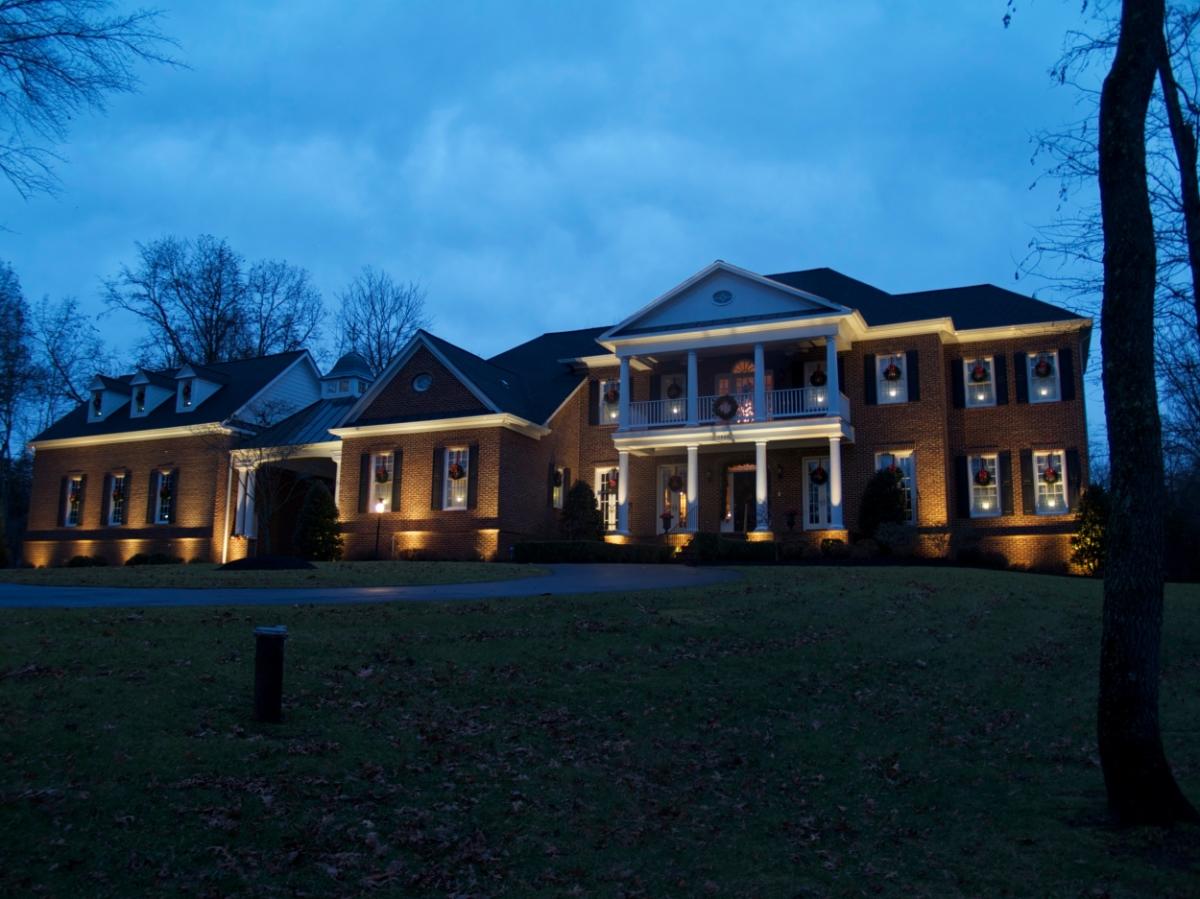 Outdoor Lighting Expressions